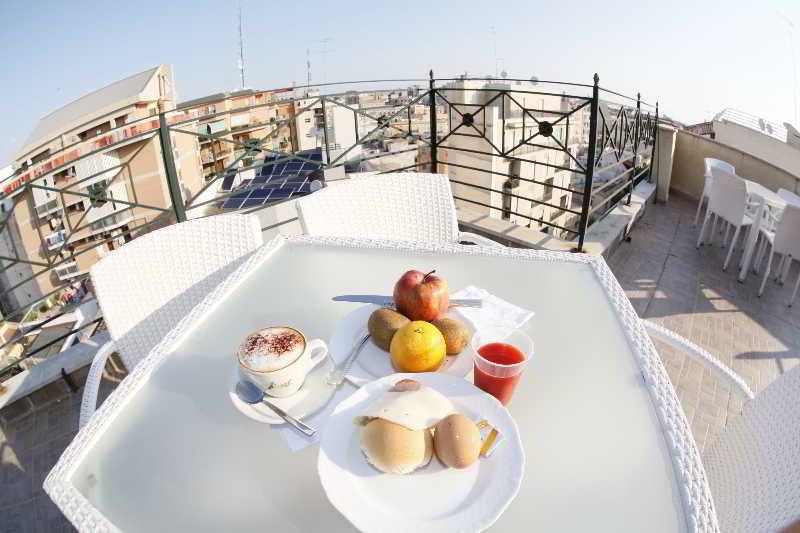 Hotel Colonna Бриндизи Екстериор снимка